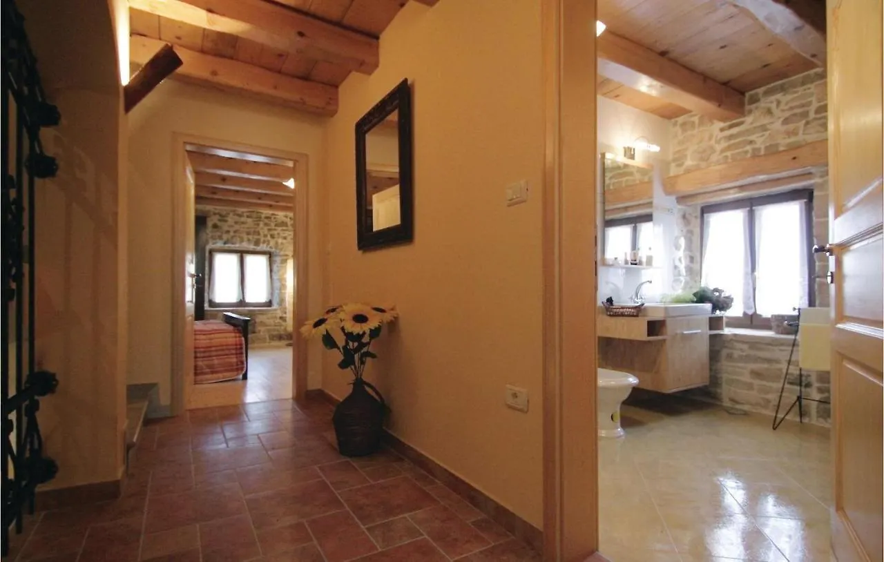 Awesome Home In Manjadvorci With Wifi 0*,  Croatia